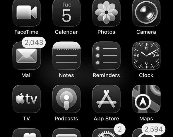 grey-scale-iphone